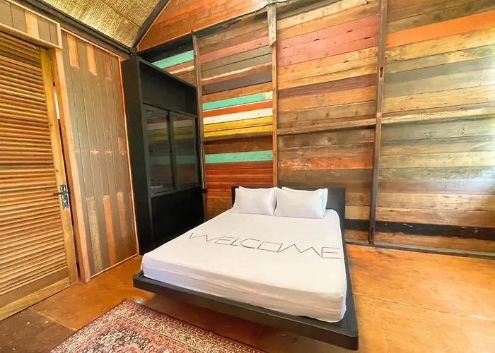 Spatial Hostel Canggu