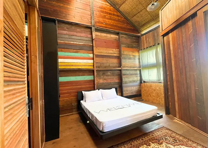 Hostel Spatial *